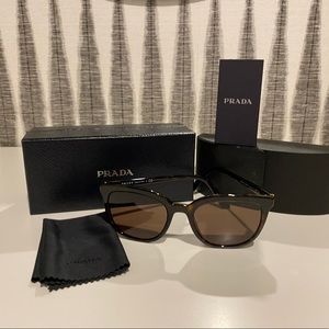 PRADA Occhiali Da Sole Tortoise Sunglasses!
